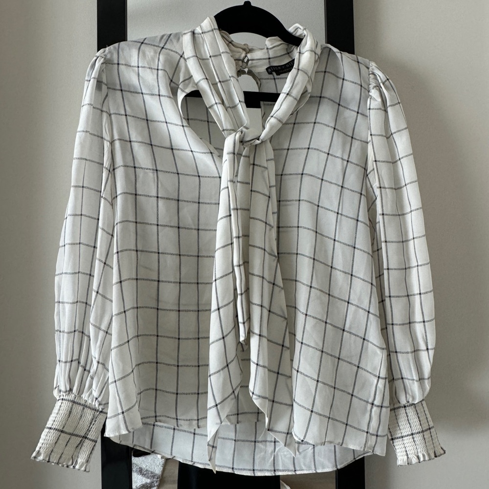 Alice + Olivia silk blouse